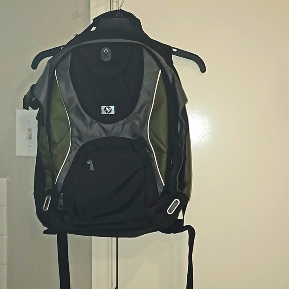 HP Laptop Backpack green & black gently used. 17x17 - Picture 1 of 12